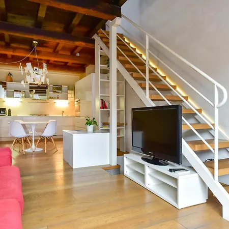 4bnb - Charming San Lorenzo Flat דירה