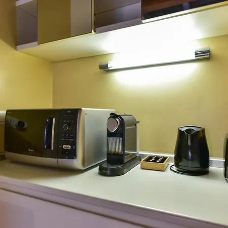 4bnb - Charming San Lorenzo Flat Apartment Rome